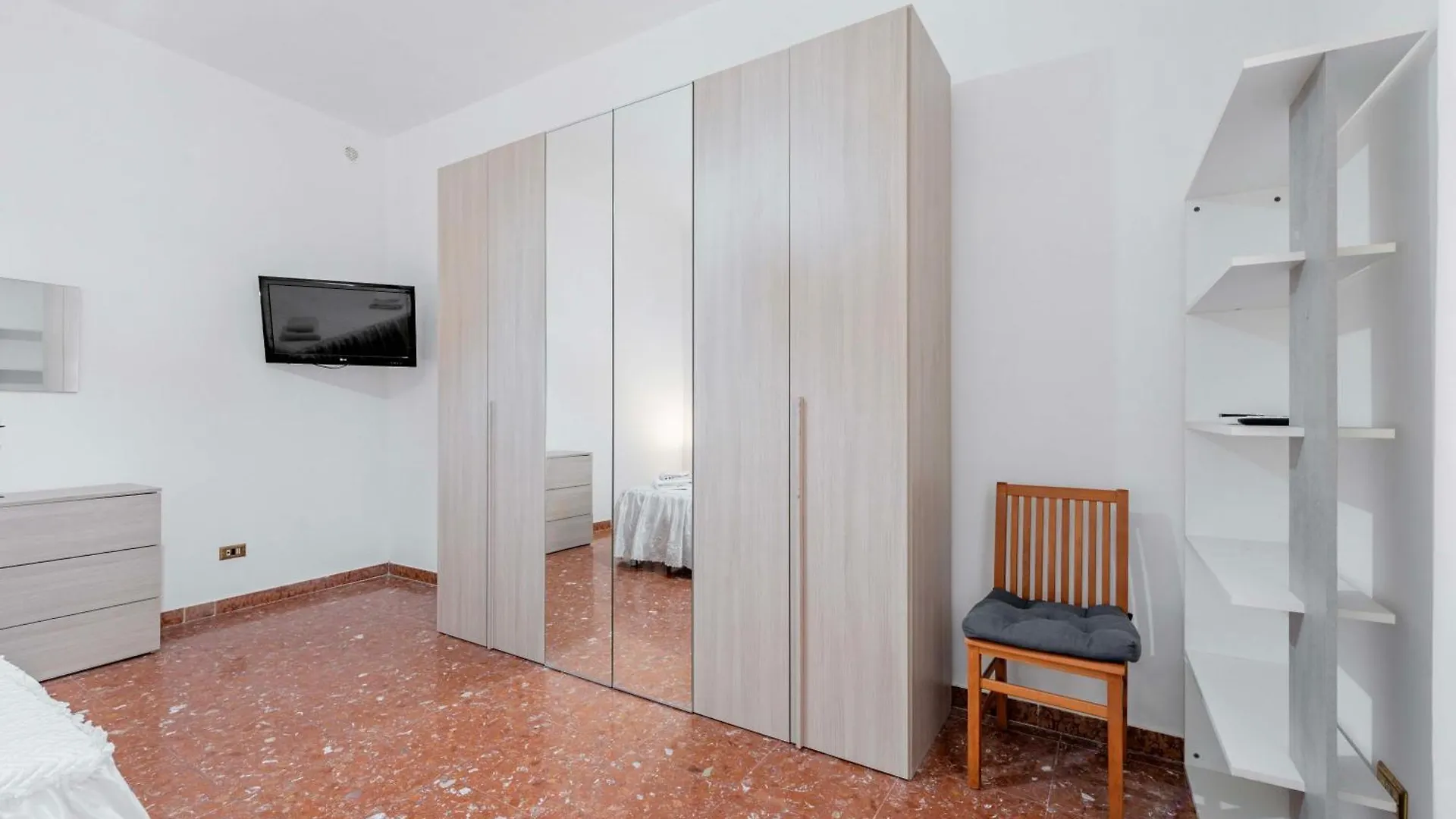 Casa Roma - Vale'S Little House Apartment  Rome