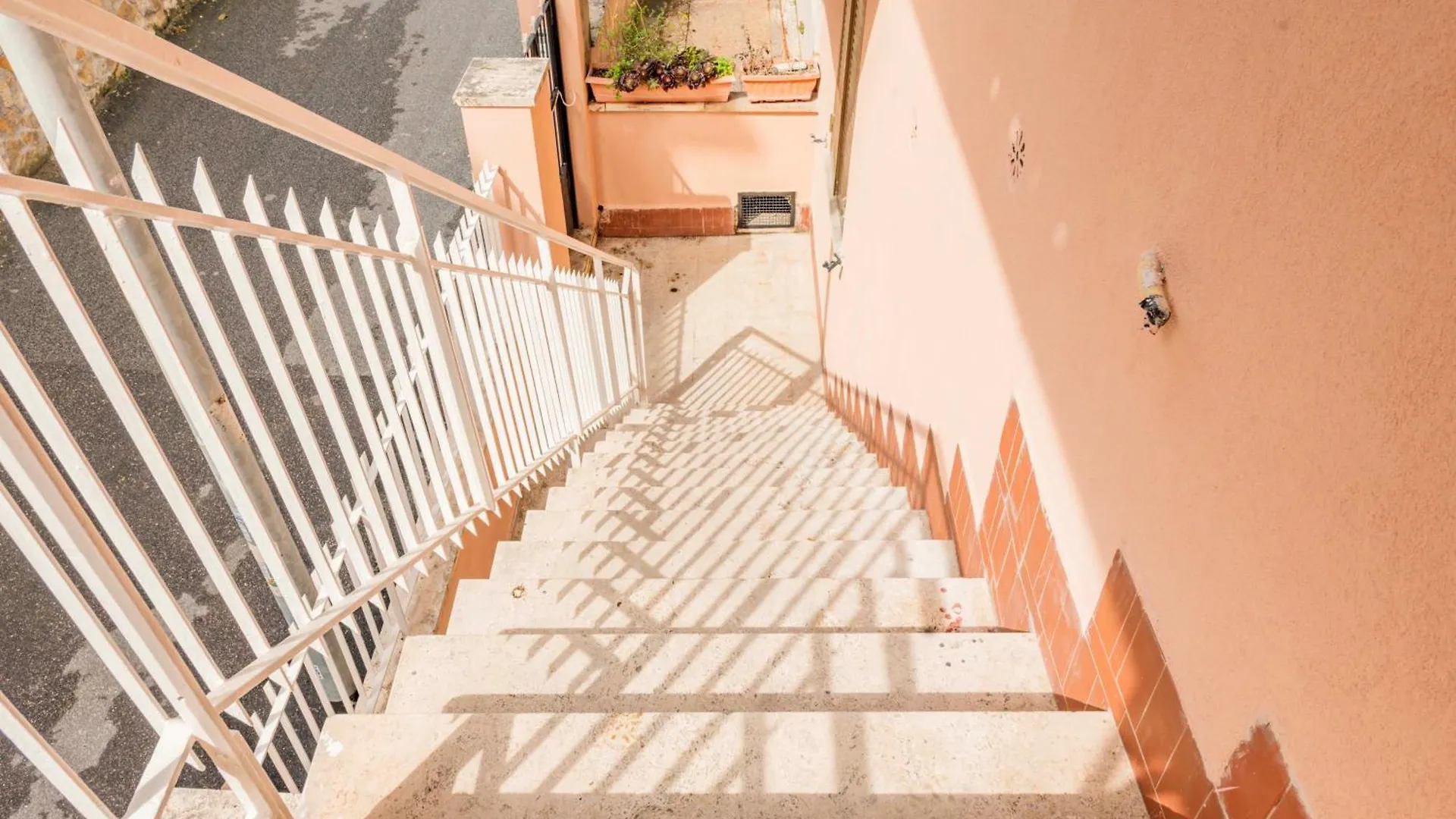 Casa Roma - Vale'S Little House Apartment