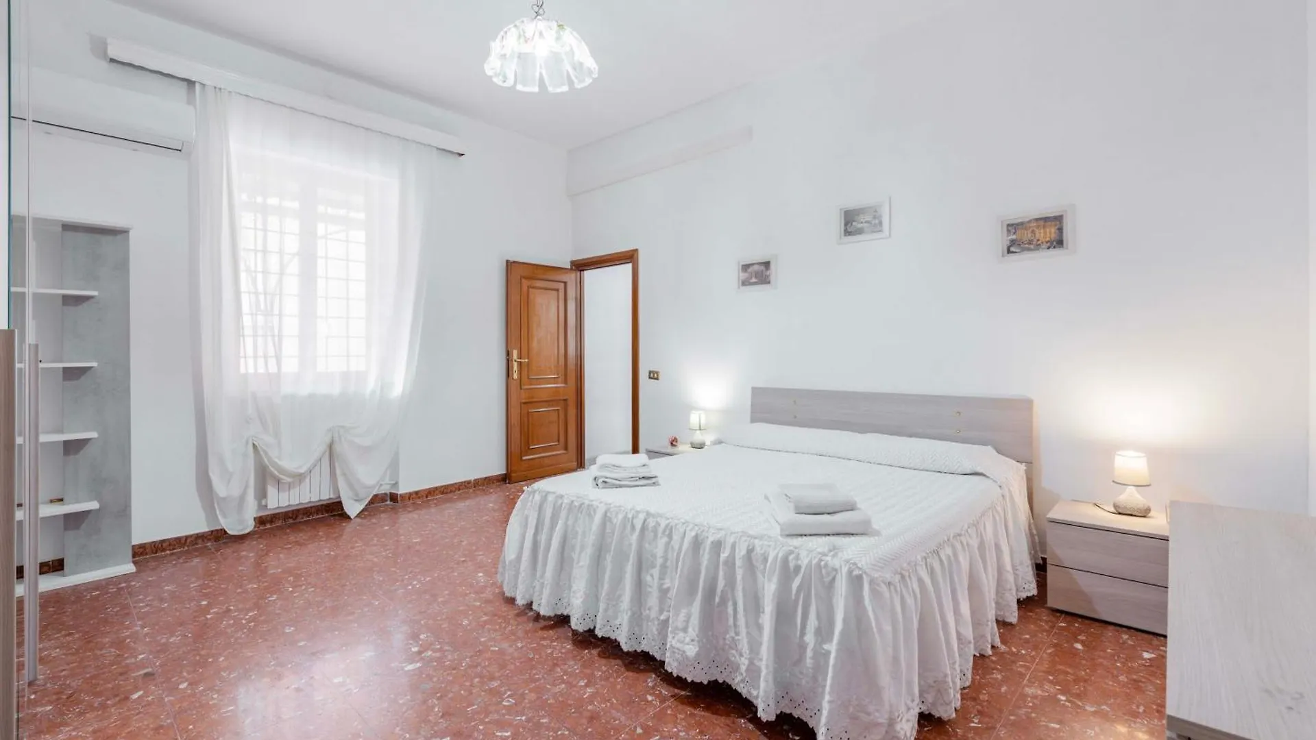 Casa Roma - Vale'S Little House Apartment 0*, Rome Italy