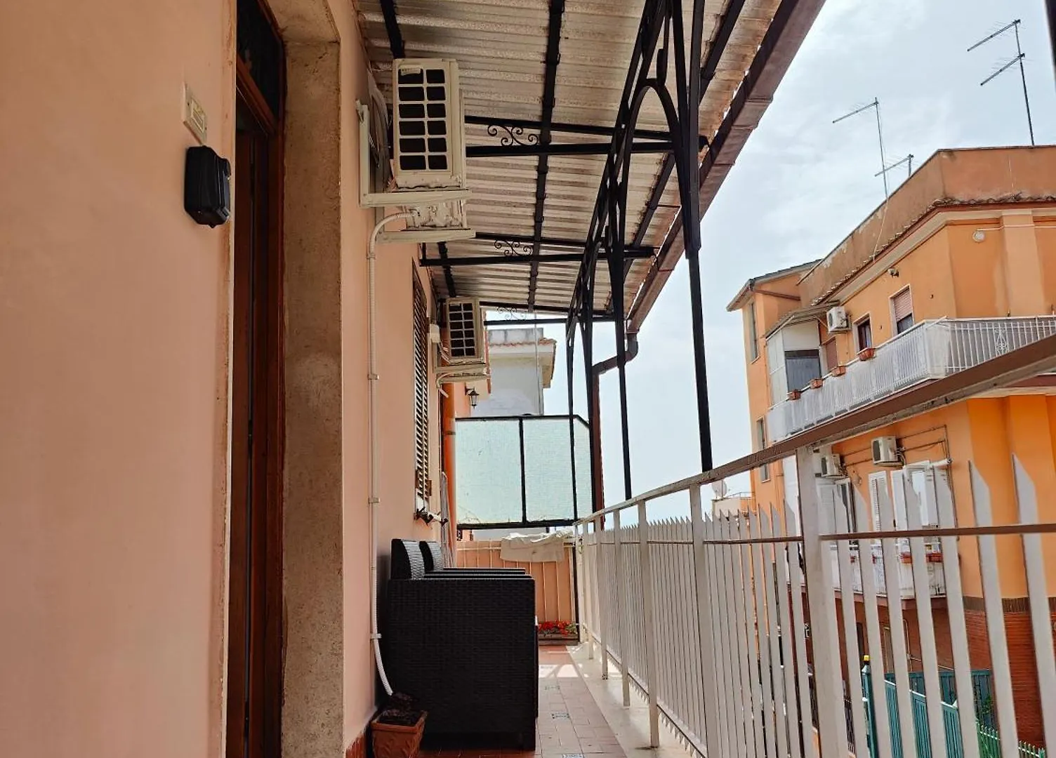 Casa Roma - Vale'S Little House Apartment